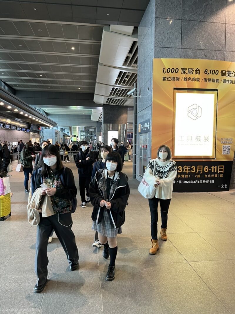 台湾見学　台湾受験ゼミナール沖縄校　中国語