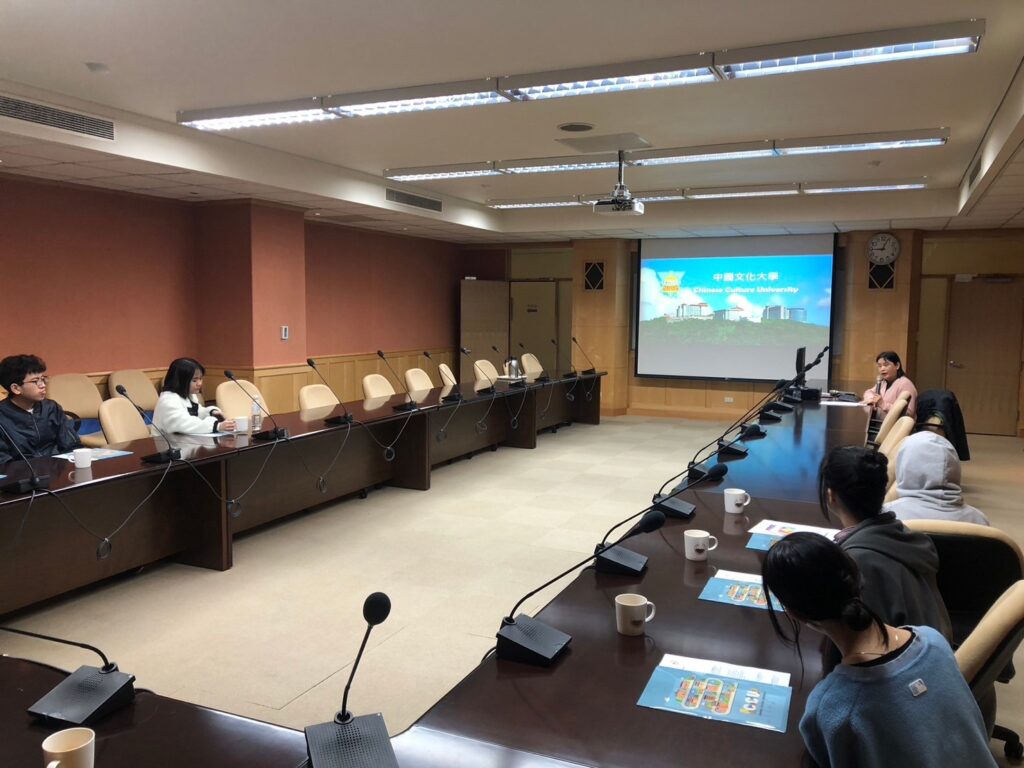 台湾見学　台湾受験ゼミナール沖縄校　中国語